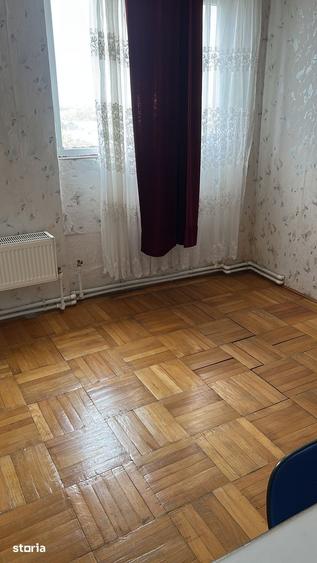 Apartament cu 3 camere în Orizont