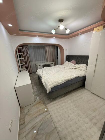 Apartament cu 3 camere decomandat în Babadag