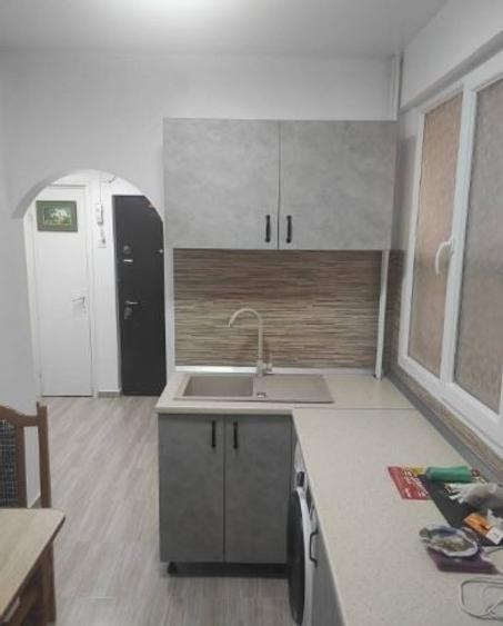 Apartament cu 2 camere semidecomandat, mobilat în Eroii Revoluției