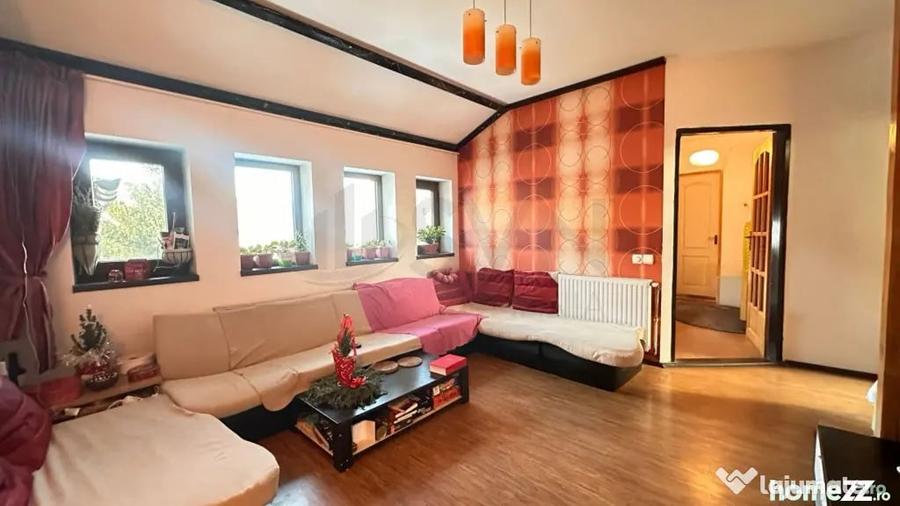 Casă cu 9 camere cu Teren 200 Mp în Pache Protopopescu
