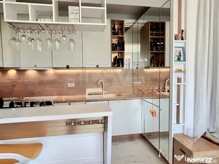 Apartament cu 4 camere decomandat în Lacul Tei