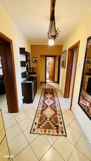 Apartament cu 3 camere, mobilat în Decebal