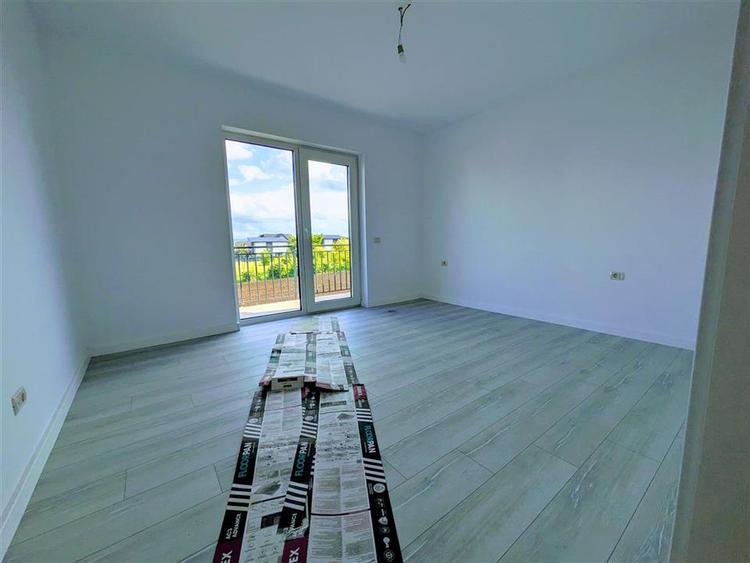 Casă individuală cu 5 camere cu Teren 200 Mp în Valea Lupului