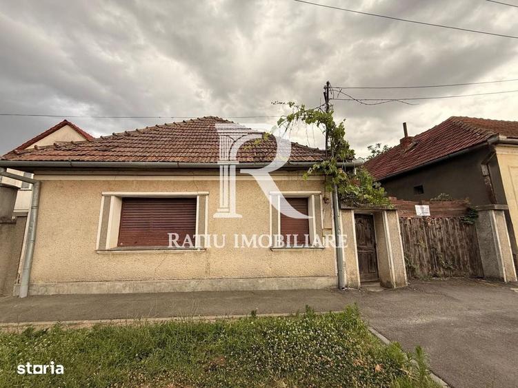 Spațiu comercial, în Oșorhei