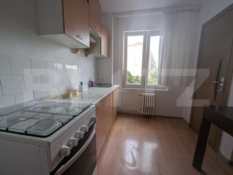 Apartament cu 2 camere, 55 mp, zona Rogerius - 2
