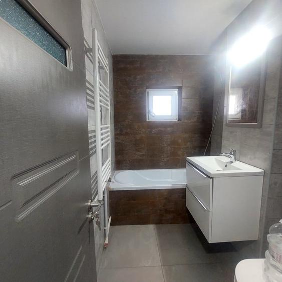 Apartament cu 2 camere decomandat în Siderurgiștilor