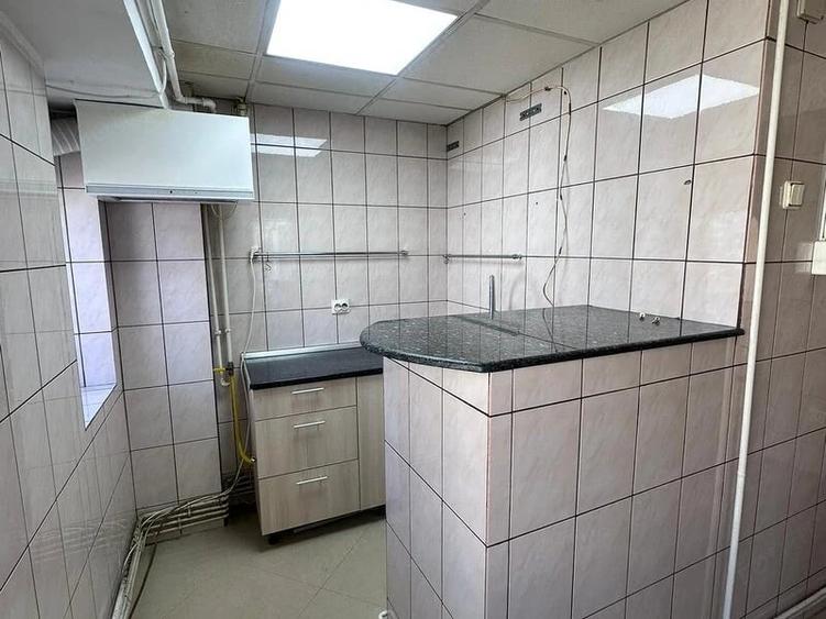 Apartament cu 4 camere decomandat în Decebal