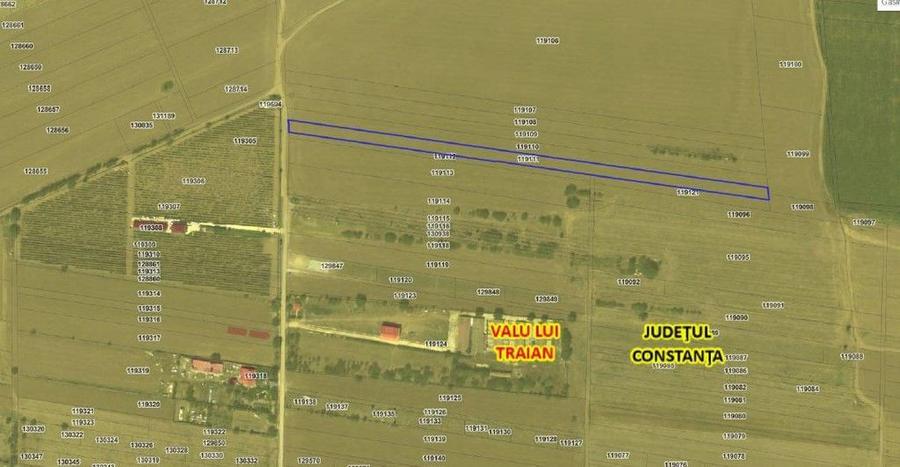 Teren de 5000 mp, în Valu lui Traian