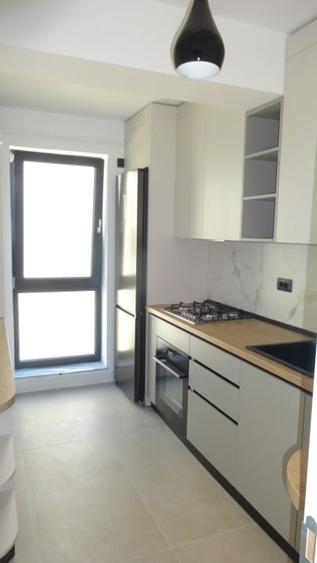 Apartament cu 2 camere decomandat, mobilat în Central