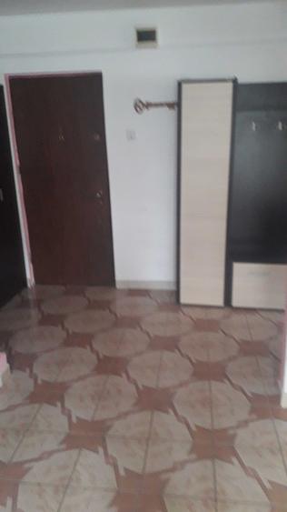 Apartament cu 2 camere decomandat în Carpați 2