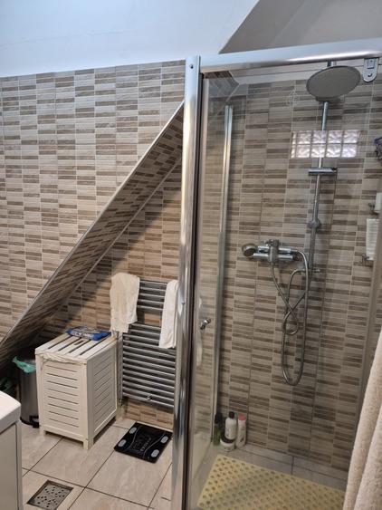 Casă individuală cu 8 camere cu Canalizare în Elisabetin