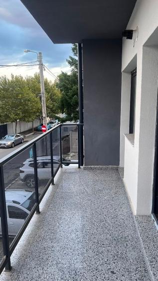 Apartament cu 2 camere decomandat, mobilat în Rahova