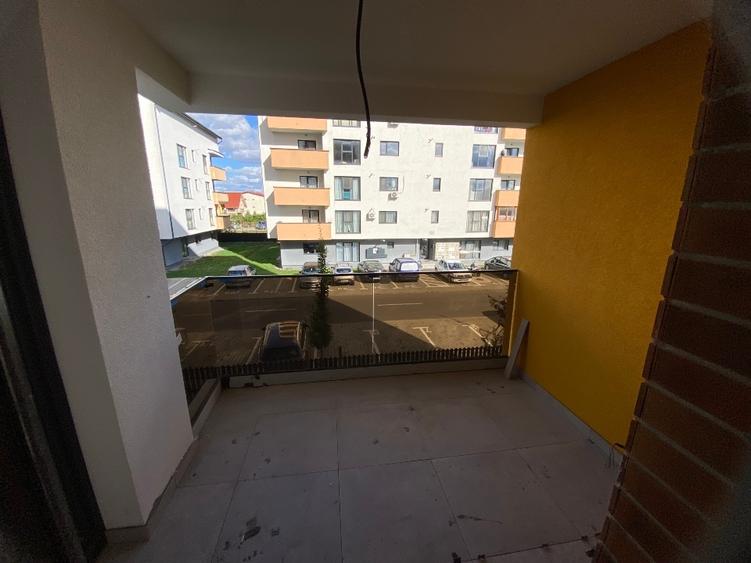Apartament cu 2 camere semidecomandat în Florești