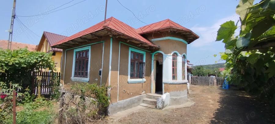 Casă cu 2 camere în Leordeni