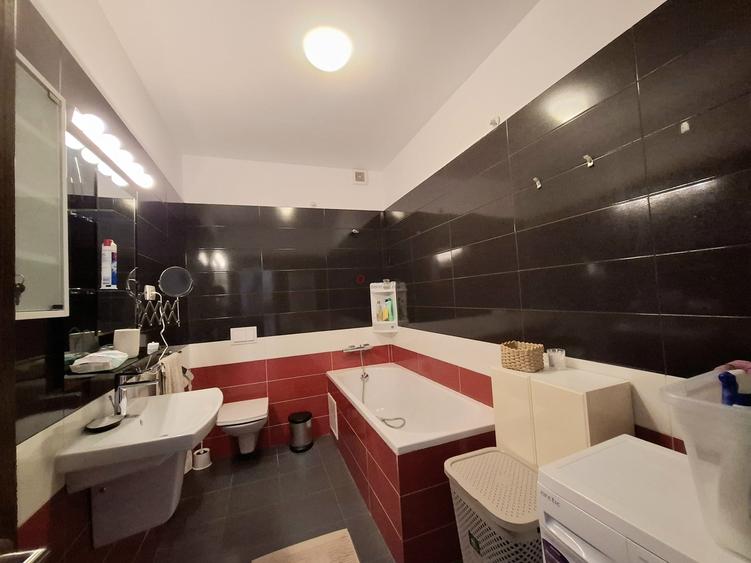 Casă individuală cu 4 camere cu Canalizare în Voluntari