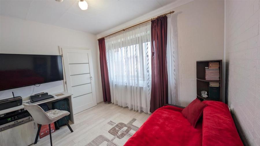 Casă cu 4 camere cu Garaj în Miroslava