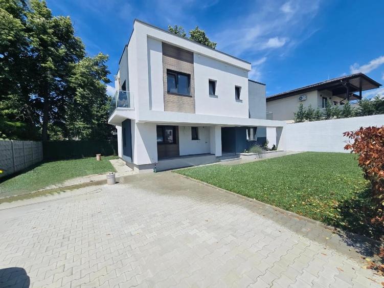Casă individuală cu 5 camere cu Canalizare în Corbeanca
