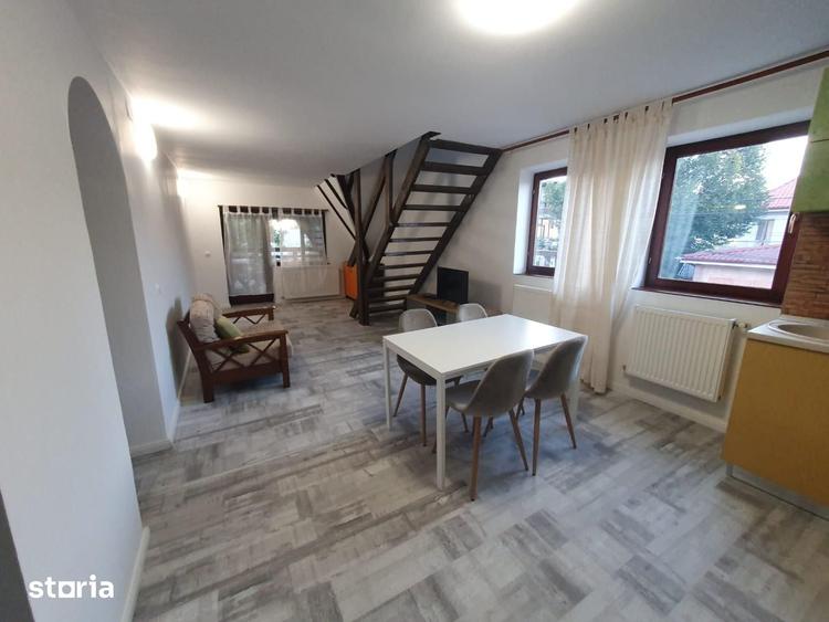 Casă cu 4 camere cu Teren 450 Mp în Podu Roș