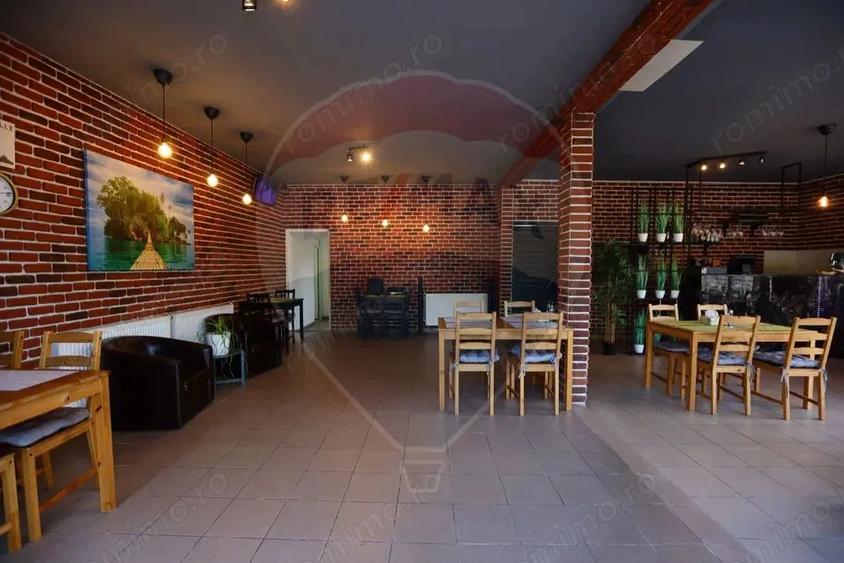 Spațiu comercial, de 200 mp, în Vărbila