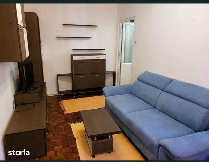 Apartament cu 2 camere semidecomandat, mobilat în Valea Rosie