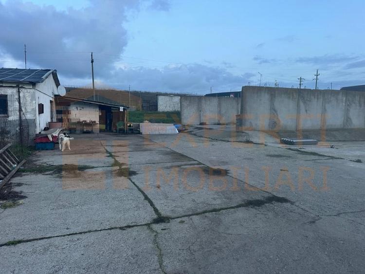 Teren Construcții intravilan de 2697 mp, în Valu lui Traian