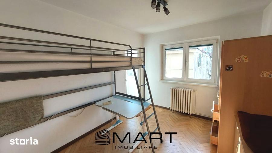 Apartament cu 3 camere decomandat, mobilat în Calea Dumbrăvii