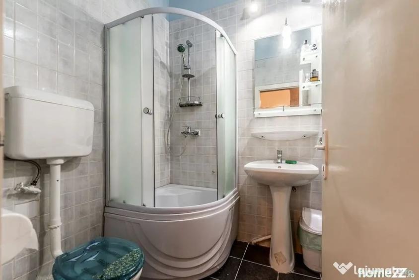 Apartament cu 4 camere decomandat în Ultracentral