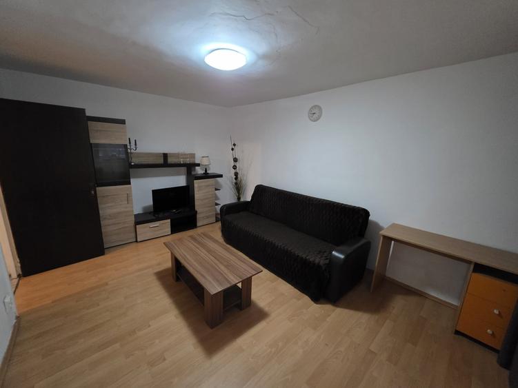 Apartament 3 Camere | Gorjului | Decomandat | Balcon | Proximitate Metrou - 1