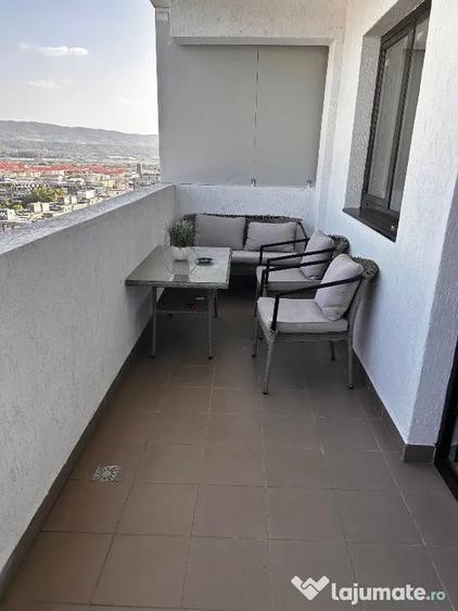Apartament cu 3 camere decomandat în Ostroveni