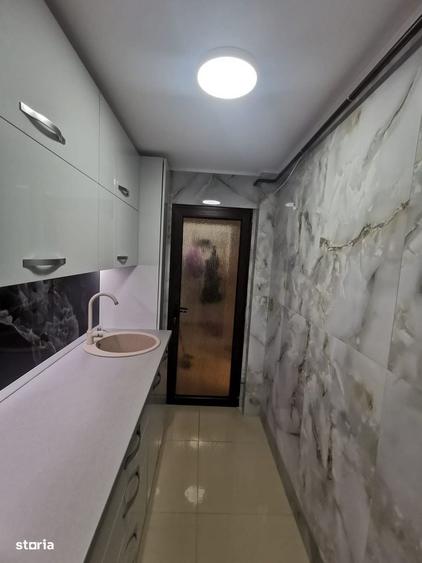 Apartament cu 2 camere semidecomandat în Viziru 3