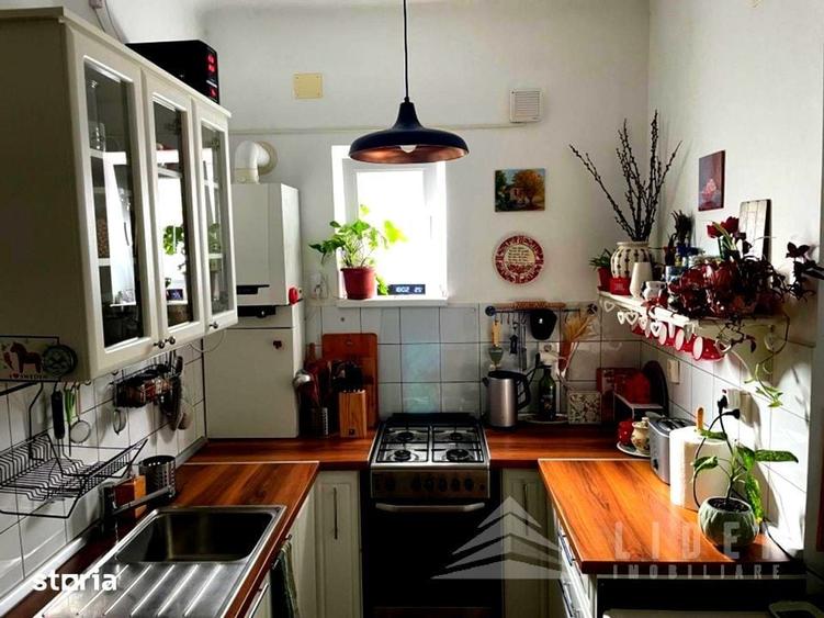 Apartament cu 3 camere semidecomandat în Andrei Mureșanu