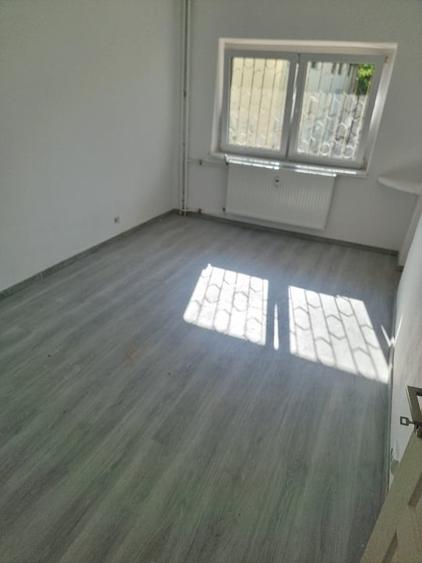 Garsoniera de vanzare,28mp,Radauti,Zona ABC - 1