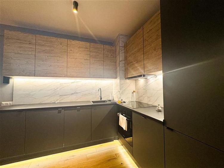 Apartament cu 2 camere decomandat, mobilat în Aviației