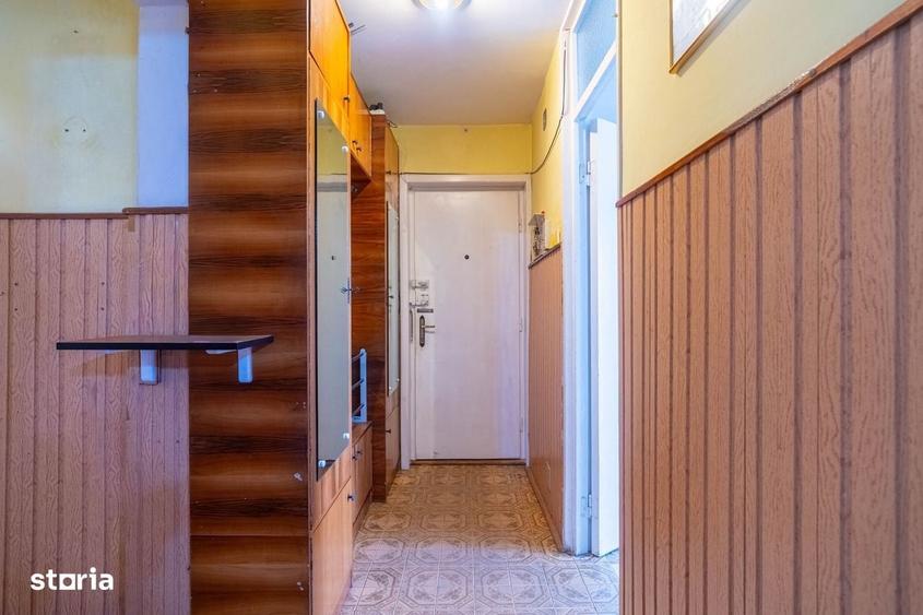 Apartament cu 4 camere în Boul Roșu