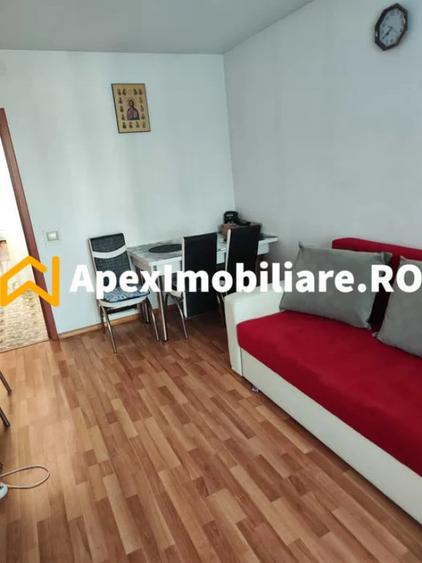 Apartament cu 2 camere decomandat în Berceni