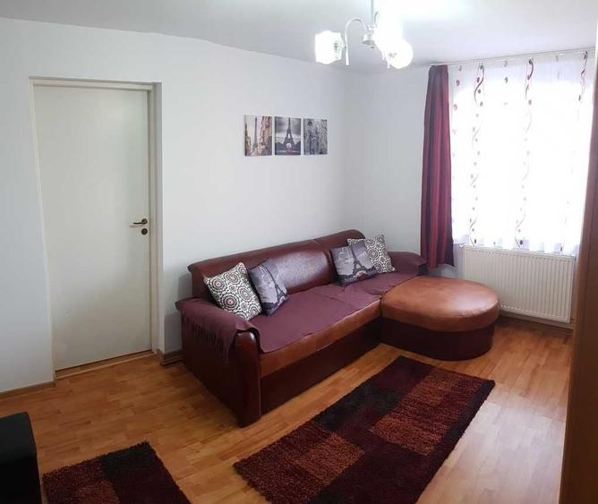 Apartament cu 2 camere semidecomandat în Cedonia