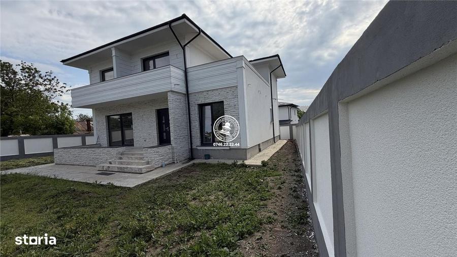 Casă cu 4 camere în Aroneanu