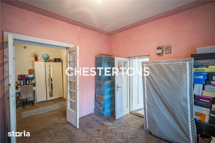 Casă cu 9 camere cu Teren 367 Mp în Pantelimon