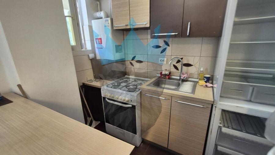Apartament cu 2 camere nedecomandat, mobilat în Sălăjan
