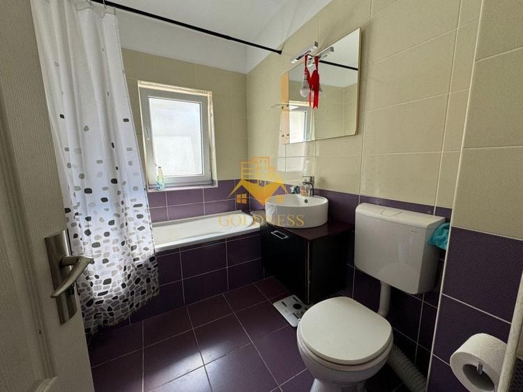 Apartament cu 4 camere semidecomandat în Zorilor