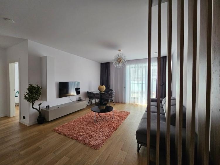 Apartament cu 2 camere semidecomandat, mobilat în Herăstrău