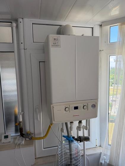 Apartament cu 3 camere decomandat, mobilat în Tomis Nord