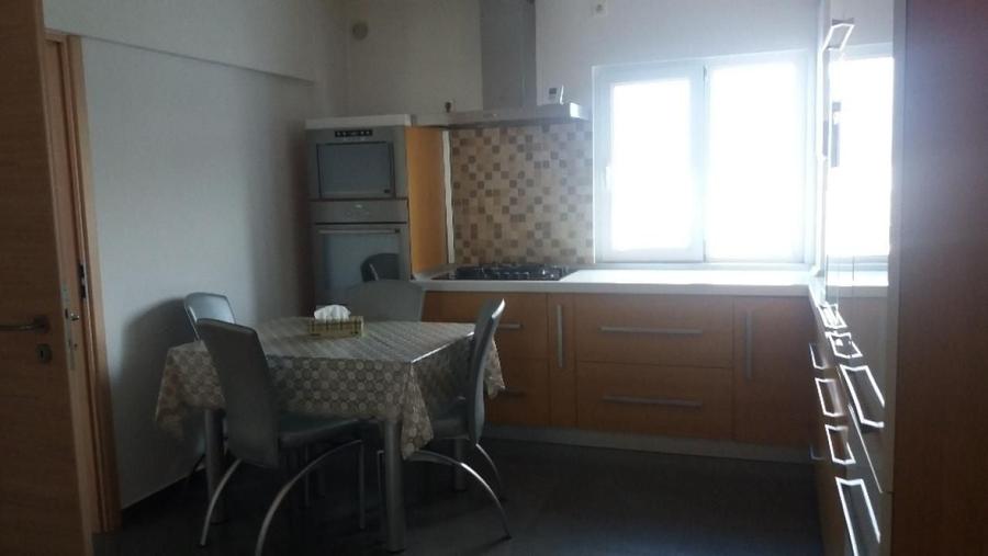 Apartament cu 2 camere decomandat, mobilat în Tineretului