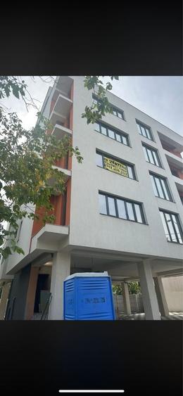 Apartament cu 2 camere decomandat în Giulești