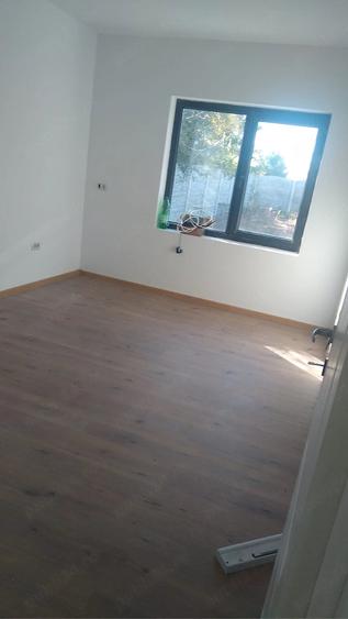 Casă cu Teren 75 Mp în Central
