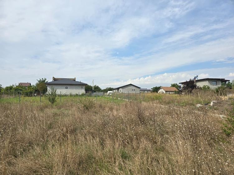 Teren Construcții intravilan de 800 mp, în Agigea