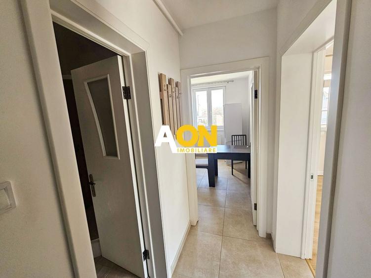 Garsonieră decomandată în Central