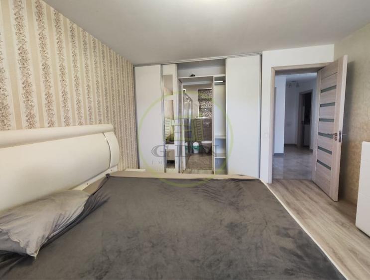 Casă individuală cu 5 camere cu Teren 390 Mp în Bariera Vâlcii
