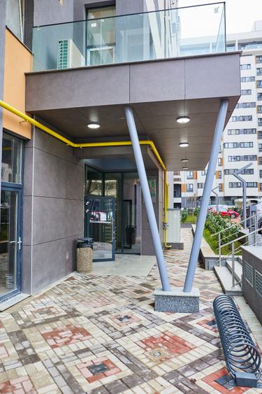 Apartament cu 3 camere decomandat în 13 Septembrie