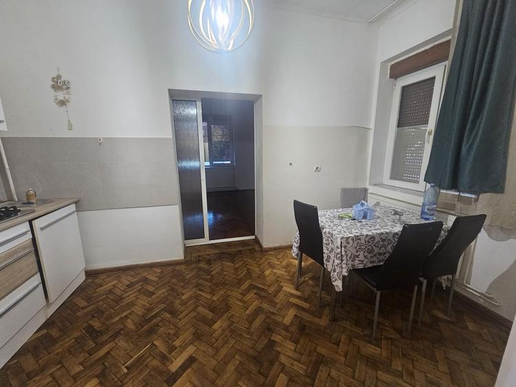 Casă individuală cu 3 camere cu Teren 131 Mp în Dâmbovița